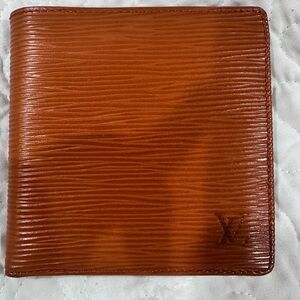 Lv epi wallet